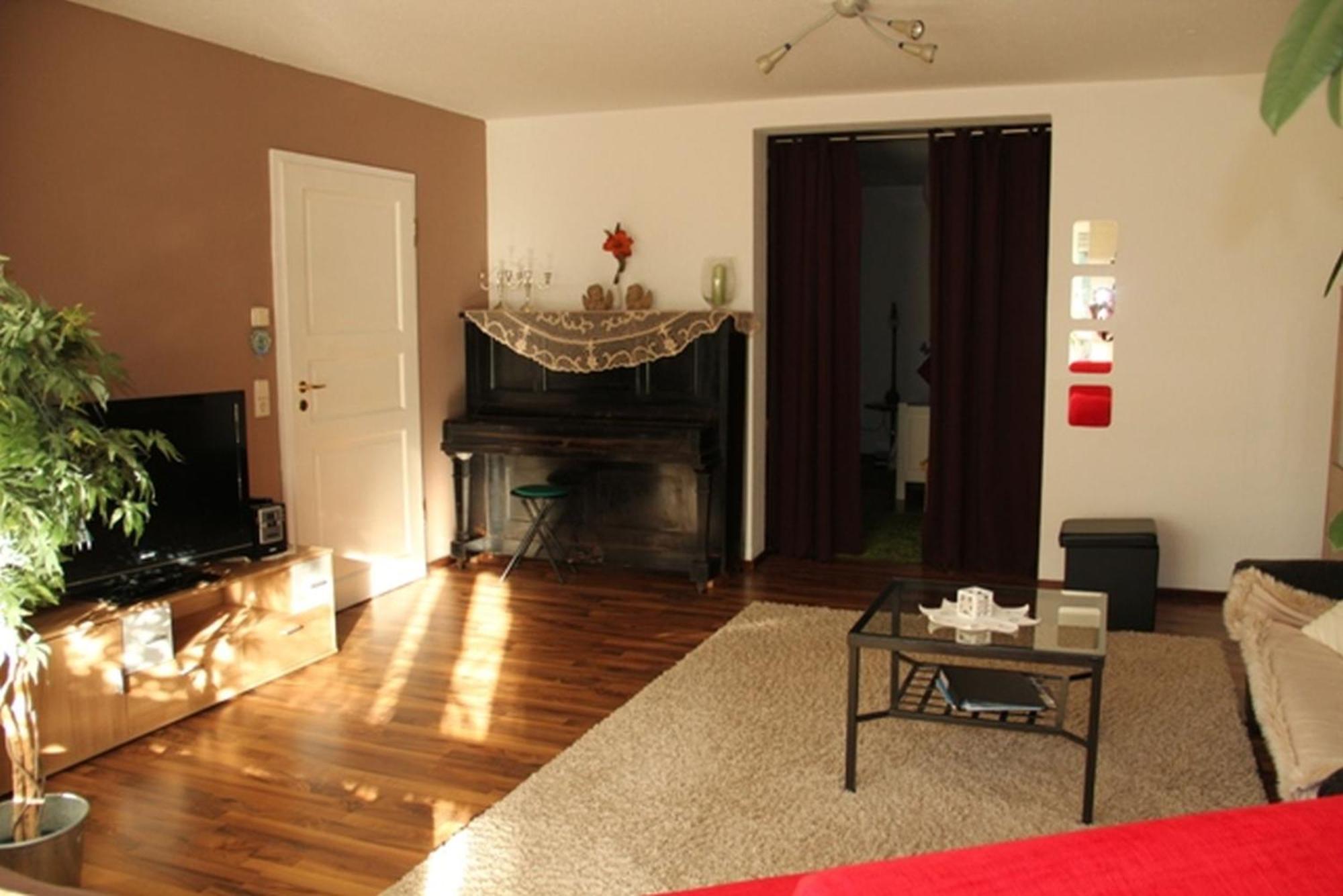 Ferienwohnung Im Liestengarten アウッゲン エクステリア 写真