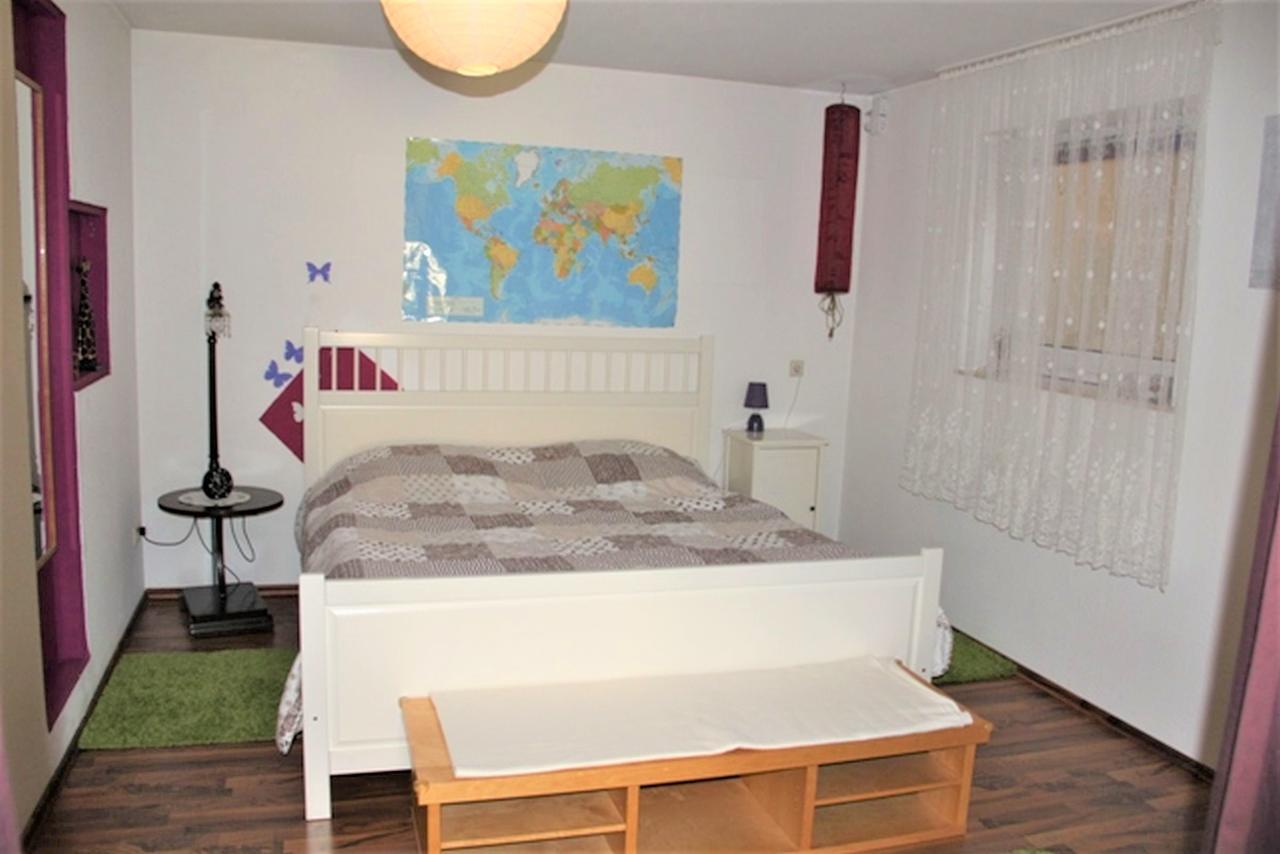 Ferienwohnung Im Liestengarten アウッゲン エクステリア 写真